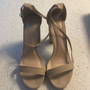 Lulus Akle Strap Sandal